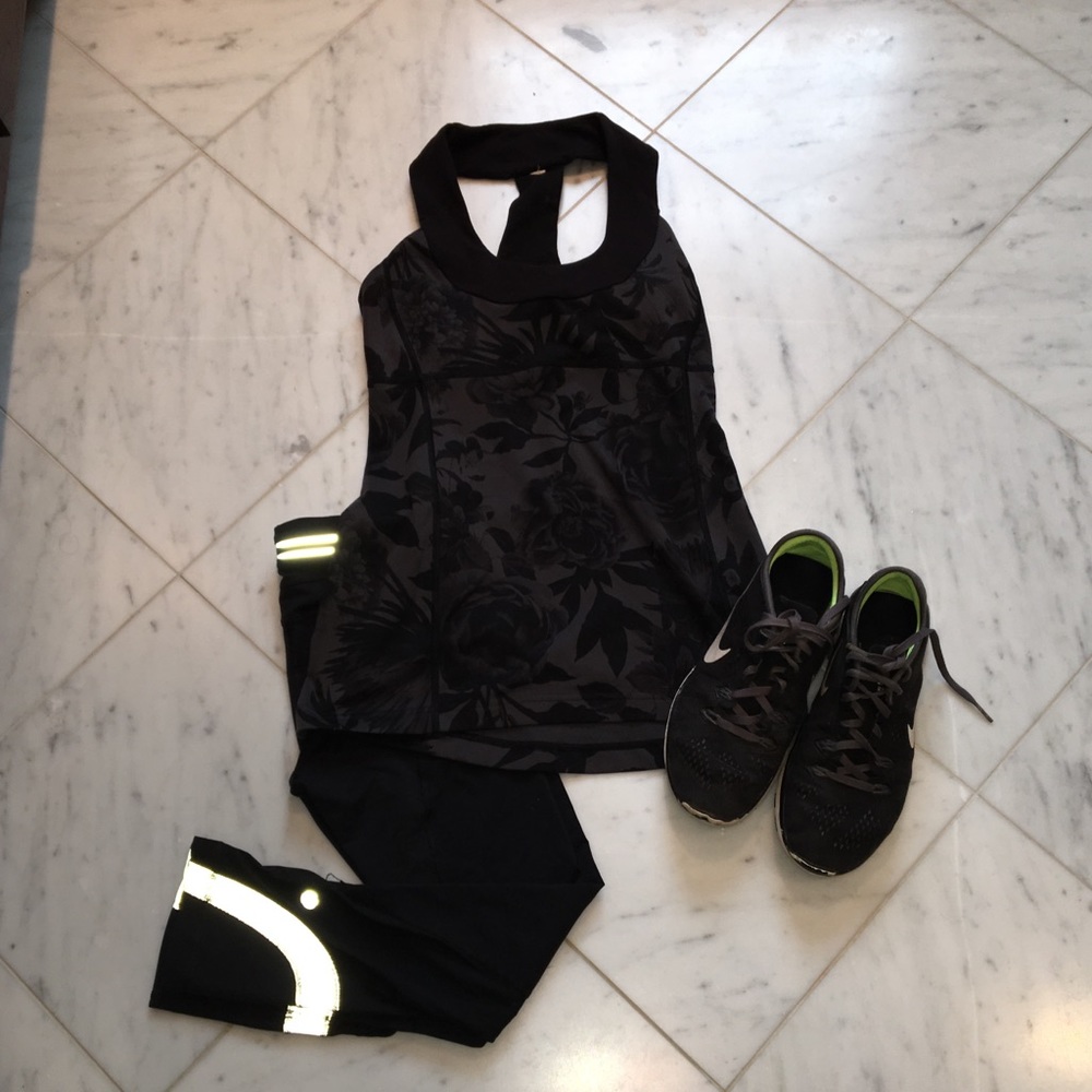 Lululemon Gray Floral Tank Top Size 4
